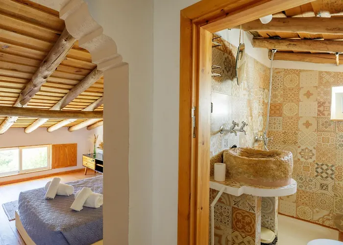 Casa Juka - Private Algarve With Pool, Garden & Sea View